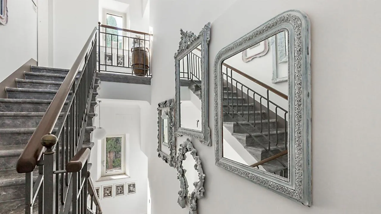 Villa Urbis Taormina, Luxury Villa In The Heart Of Taormina With Swimming Pool & Lift 0*,