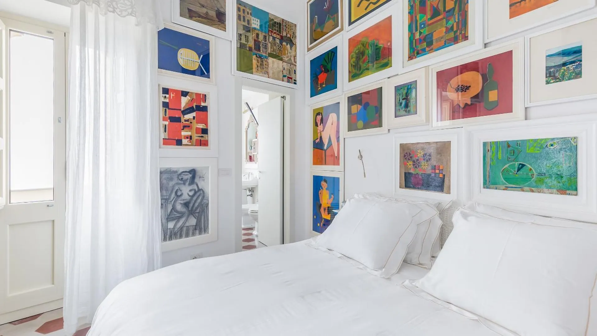 Villa Urbis Taormina, Luxury Villa In The Heart Of Taormina With Swimming Pool & Lift 0*,  Italy